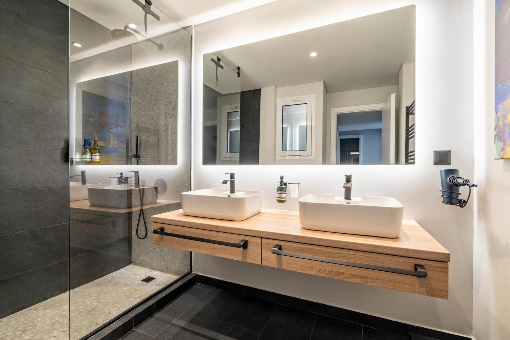 Athena Blue Lux Apartments 2Br 2Ba With City Skyline View, Near Kolonaki Athene Buitenkant foto