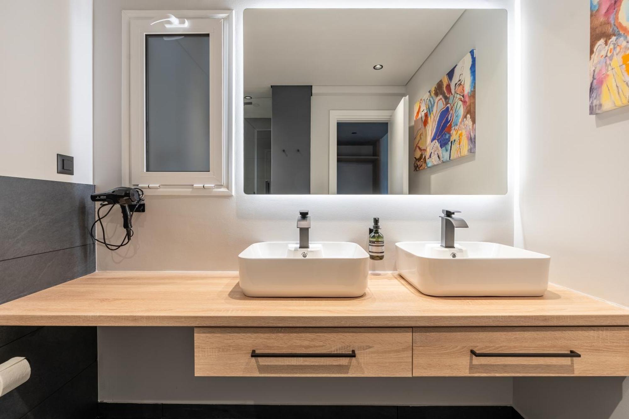 Athena Blue Lux Apartments 2Br 2Ba With City Skyline View, Near Kolonaki Athene Buitenkant foto